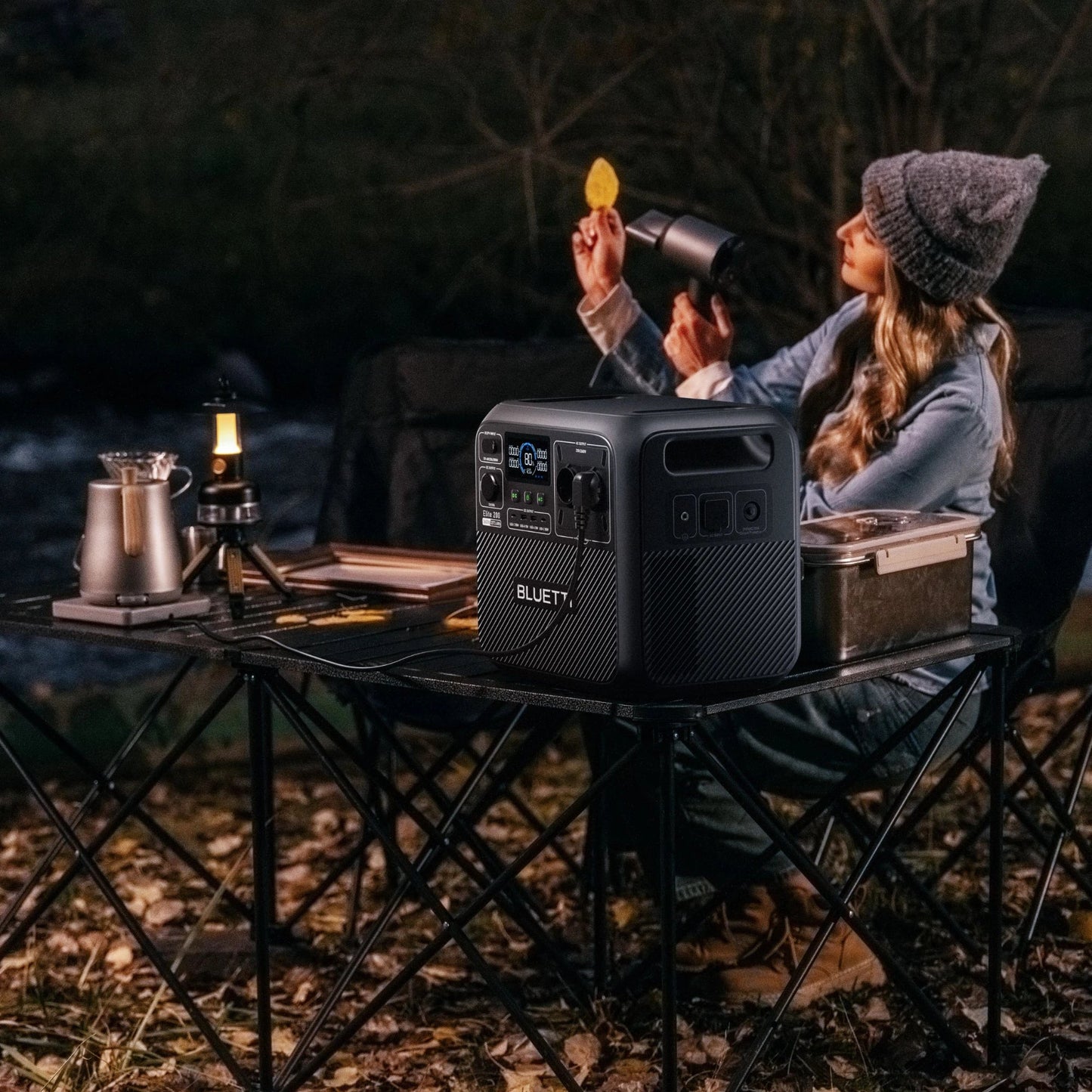 BLUETTI Elite 200 V2 Estación de Energía Portátil de Alta Potencia 2600W 2073Wh | Para Cortes de Luz, Camping y Backup Solar